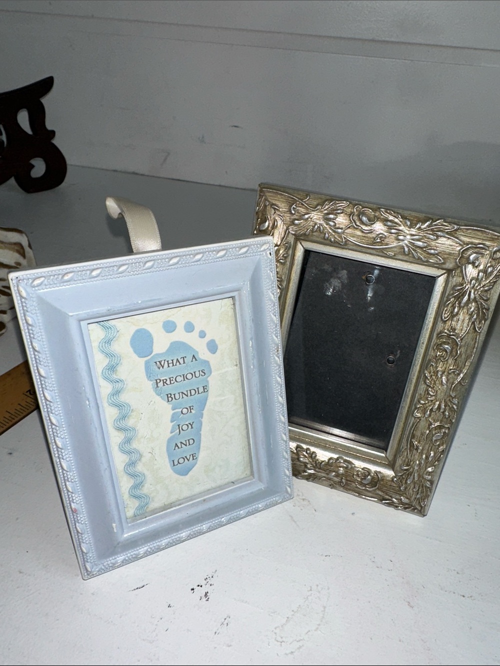 Pair of small frames.1 Magnetic refrigerator picture frame